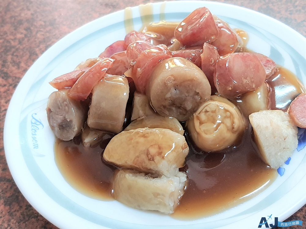 蔡沙蝦肉丸：東港菜市場裡的銅板美食 東港人從小吃到大的早午餐