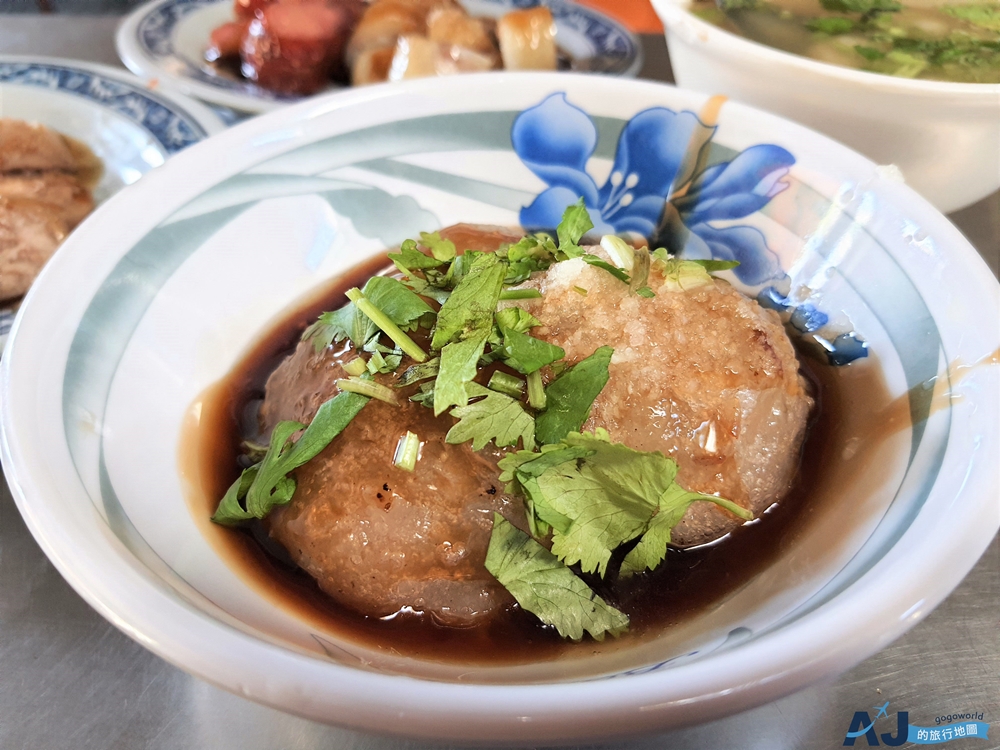 東港正宗肉丸：東港菜市場的經典小吃 一顆肉圓只要10塊錢