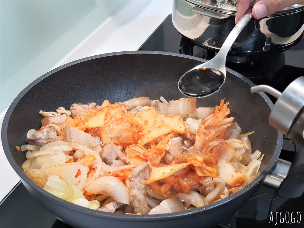 簡單食譜：泡菜炒五花肉 超下飯重口味料理