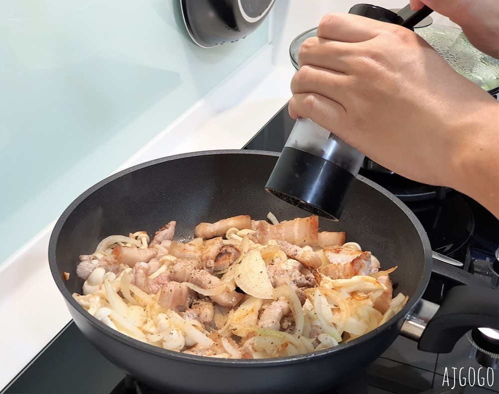 簡單食譜：泡菜炒五花肉 超下飯重口味料理