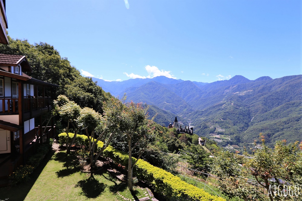 清境歐鄉美邸民宿：山景雙人房、早餐 俯瞰老英格蘭莊園的陽台