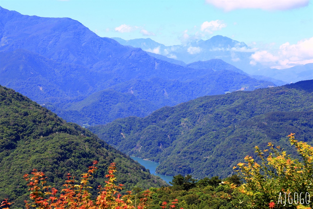 清境歐鄉美邸民宿：山景雙人房、早餐 俯瞰老英格蘭莊園的陽台