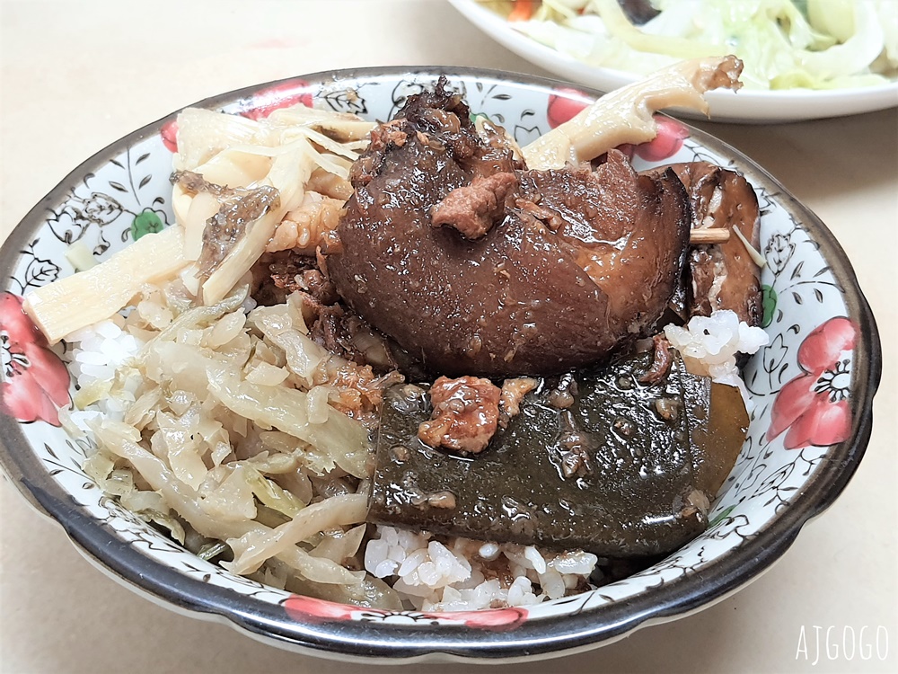 桃園復興區美食 羅浮老紀888牛肉麵 羅馬公路外的小餐館