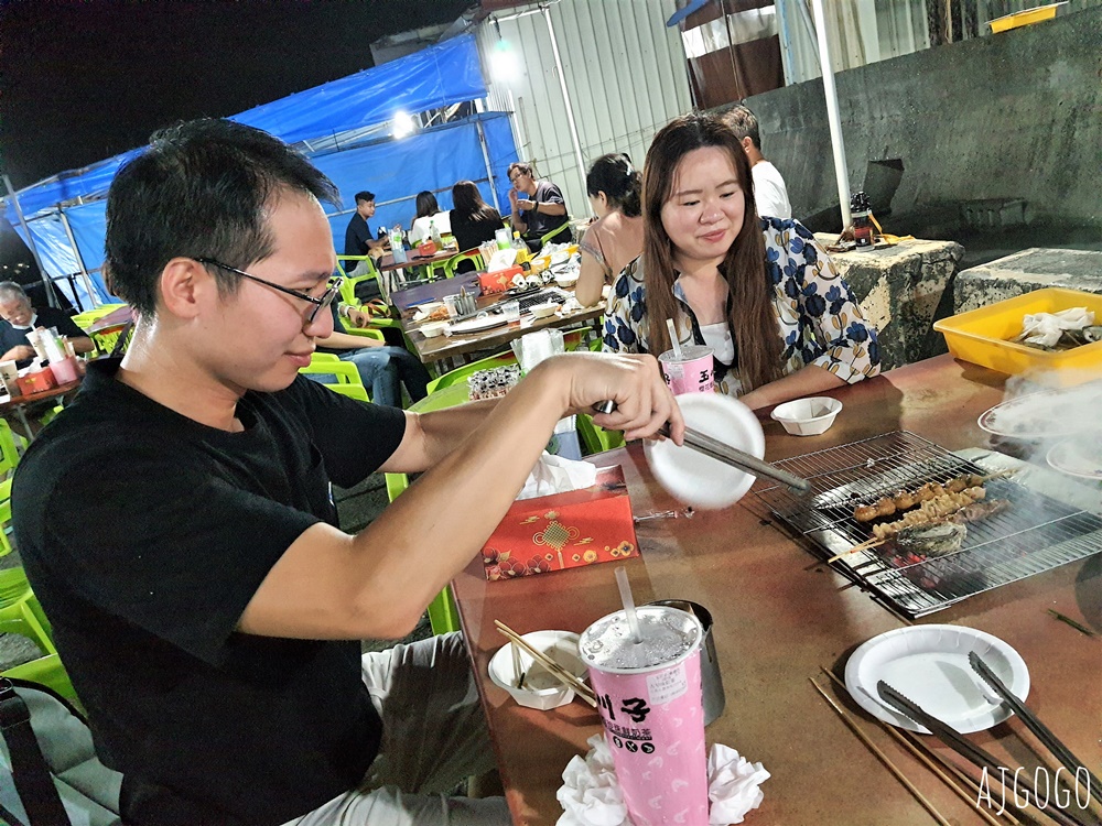 東港牛哥海鮮碳烤 牡蠣好新鮮 也有熱炒 東港晚餐消夜推薦