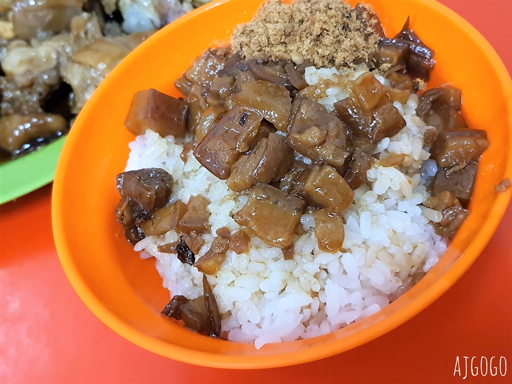 阿欽肉燥飯米糕 東港最好吃的肉燥飯 豬腳、排骨酥湯也要點 菜單分享