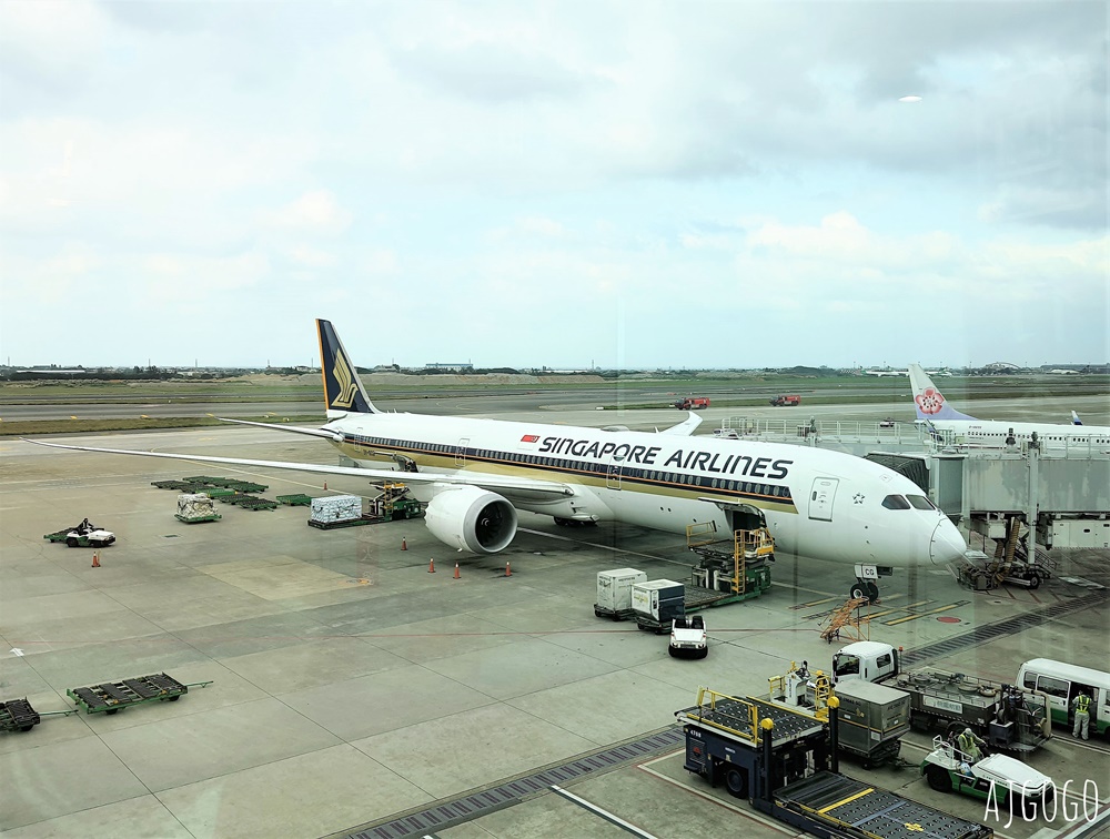 新加坡航空 台北桃園-新加坡 787-10全新經濟艙飛機餐 開箱SQ877