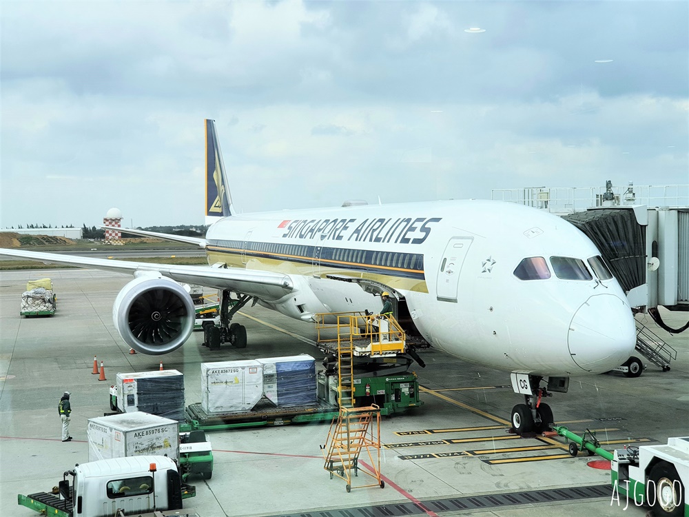 新加坡航空 台北桃園-新加坡 787-10全新經濟艙飛機餐 開箱SQ877