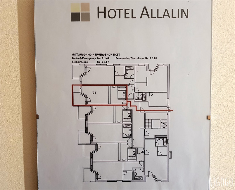 薩斯費住宿推薦：奧安林酒店 Hotel Allalin 高級雙人房、早餐分享