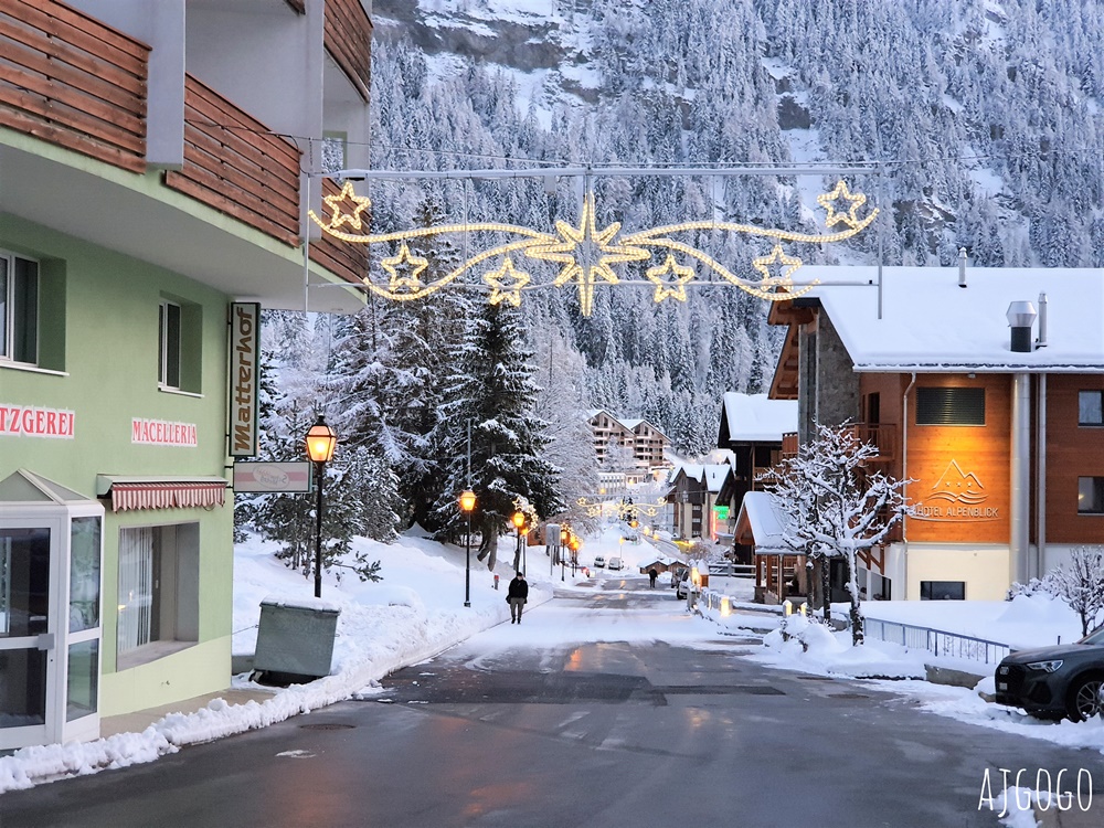 洛伊克巴德溫泉區、Leukerbad Thermal bath 策馬特近郊泡溫泉的好地方