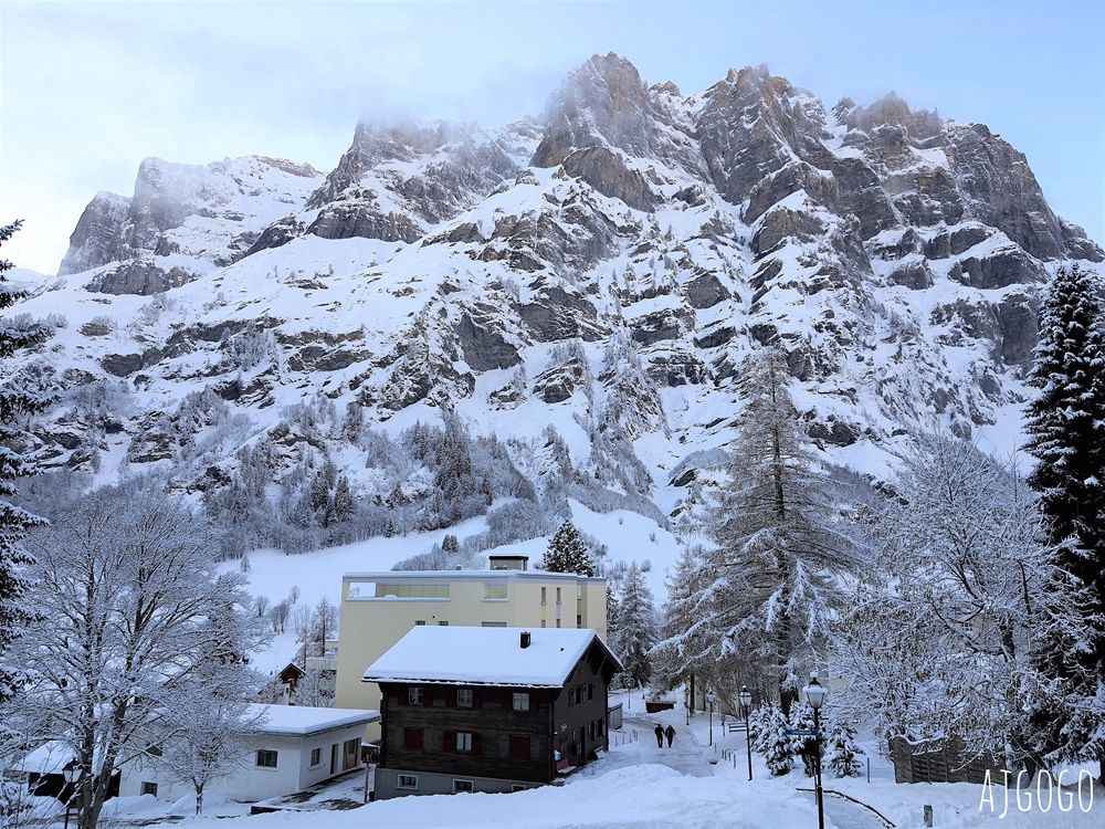 洛伊克巴德溫泉區、Leukerbad Thermal bath 策馬特近郊泡溫泉的好地方