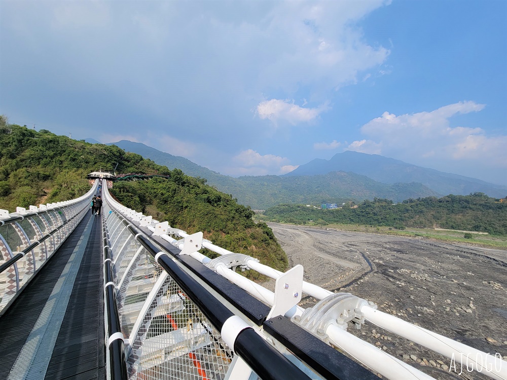 山川琉璃吊橋 屏東三地門景點 用琉璃珠串起永恆故事