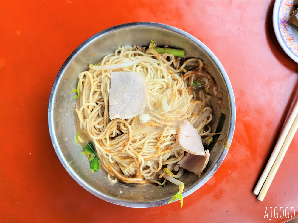 阿娥飯湯 東港代表庶民小吃 鮮美海鮮湯頭最對味 黑白切也好吃