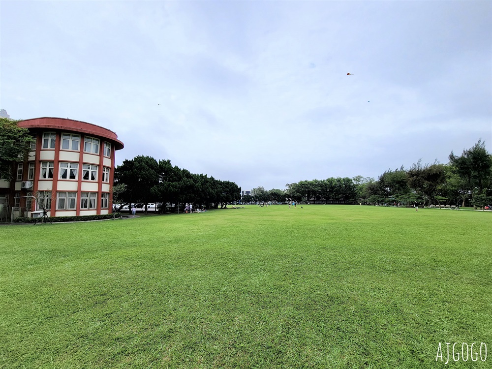 桃園 十一份觀光文化園區 石門水庫舊美國宿舍 大草坪野餐舒服