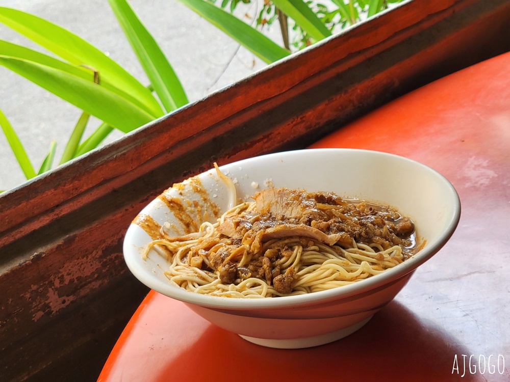 東港阿扁飯湯 內關帝巷弄裡的好味道 麻醬麵、滷菜也好吃