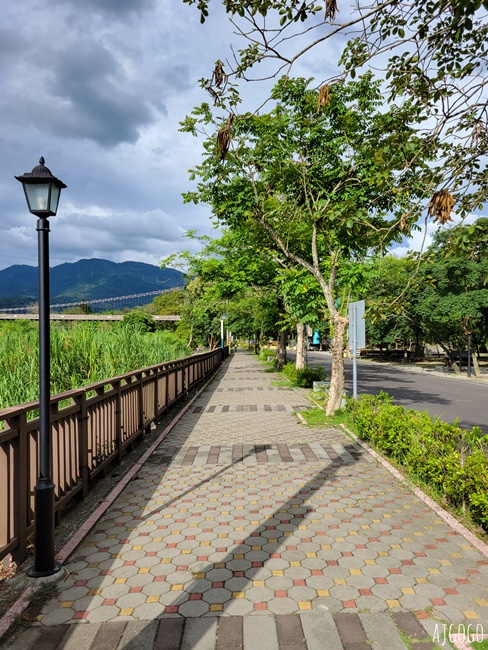 嘉義景點 竹崎親水公園 牛稠溪畔第一座親水公園 親水環境全面升級 夏季限定免費水樂園