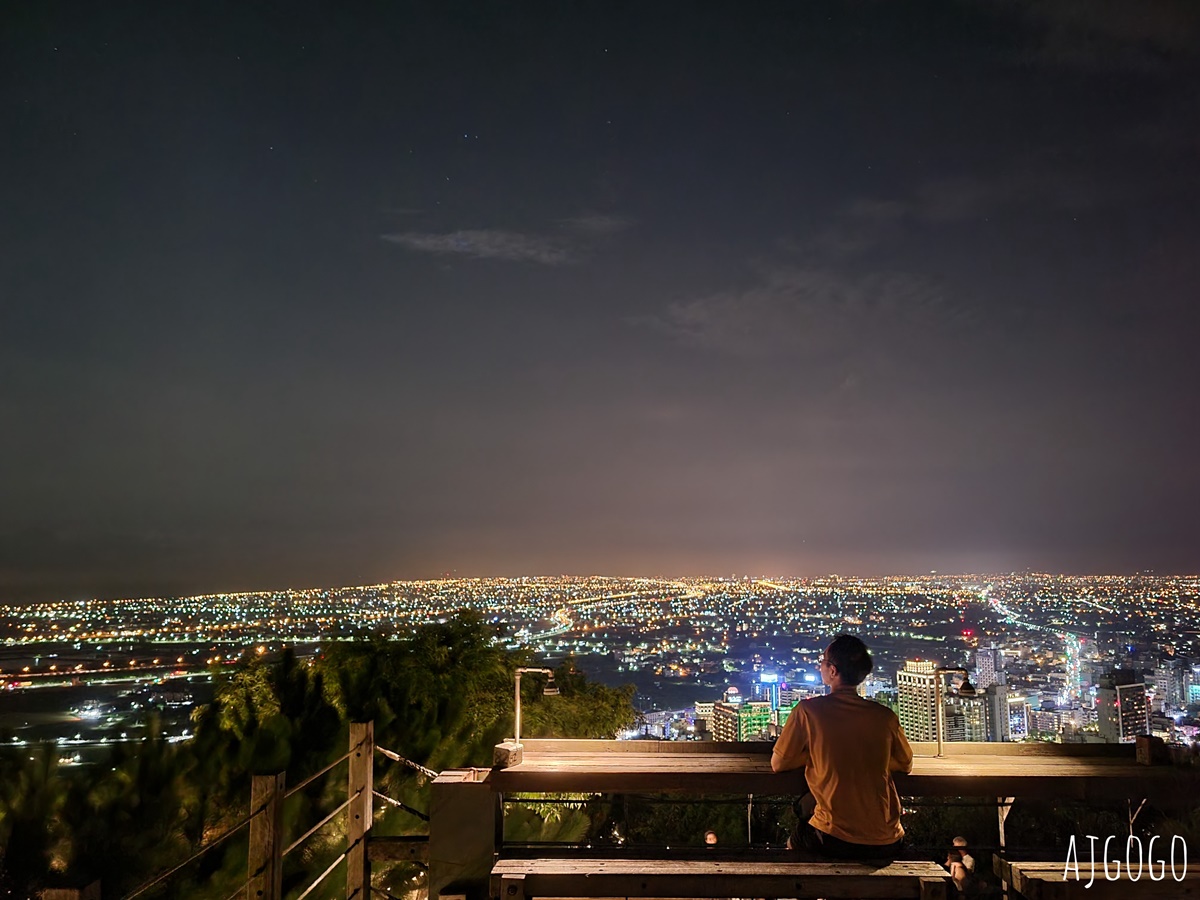 空ㄟ農場 宜蘭礁溪景觀餐廳 吃Pizza看百萬夜景很可以 接駁車、停車場分享