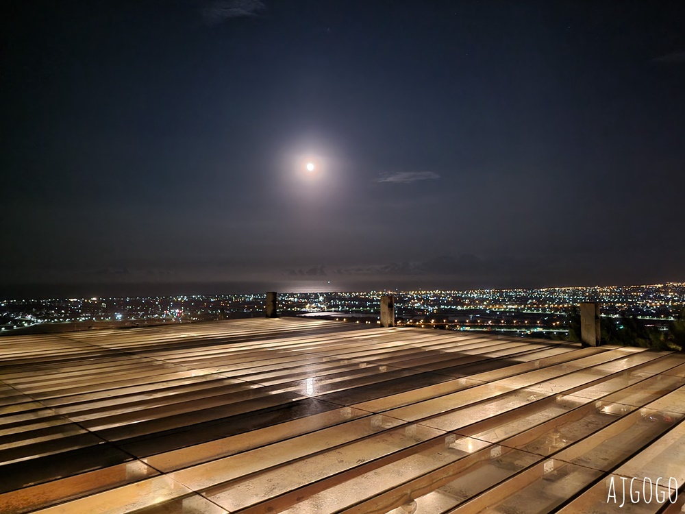 空ㄟ農場 宜蘭礁溪景觀餐廳 吃Pizza看百萬夜景很可以 接駁車、停車場分享