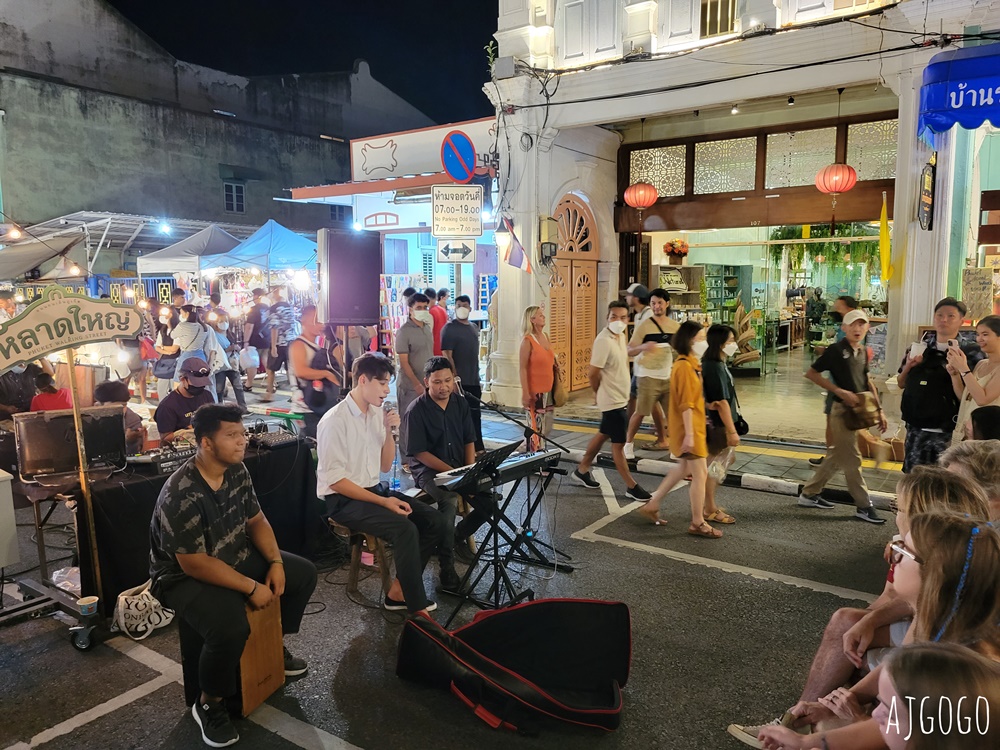 普吉鎮大坡周末夜市 禮拜天限定夜市 老城街道裡最熱鬧的市集