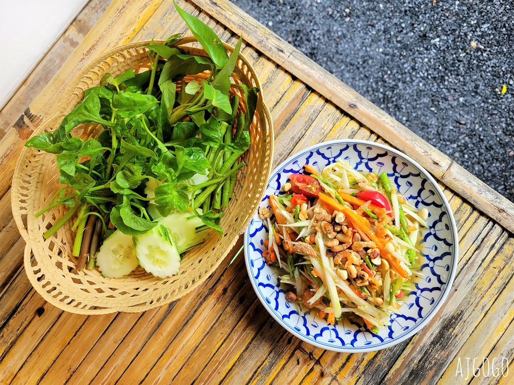 普吉島庭園餐廳 Som Tum Tyeong Non 在小木屋裡品味各種青木瓜沙拉與泰式料理