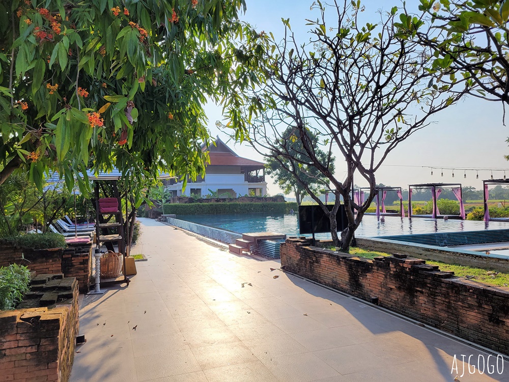 Sriwilai Sukhothai Resort & Spa 素可泰飯店推薦 高級雙人房、早餐 近素可泰歷史公園