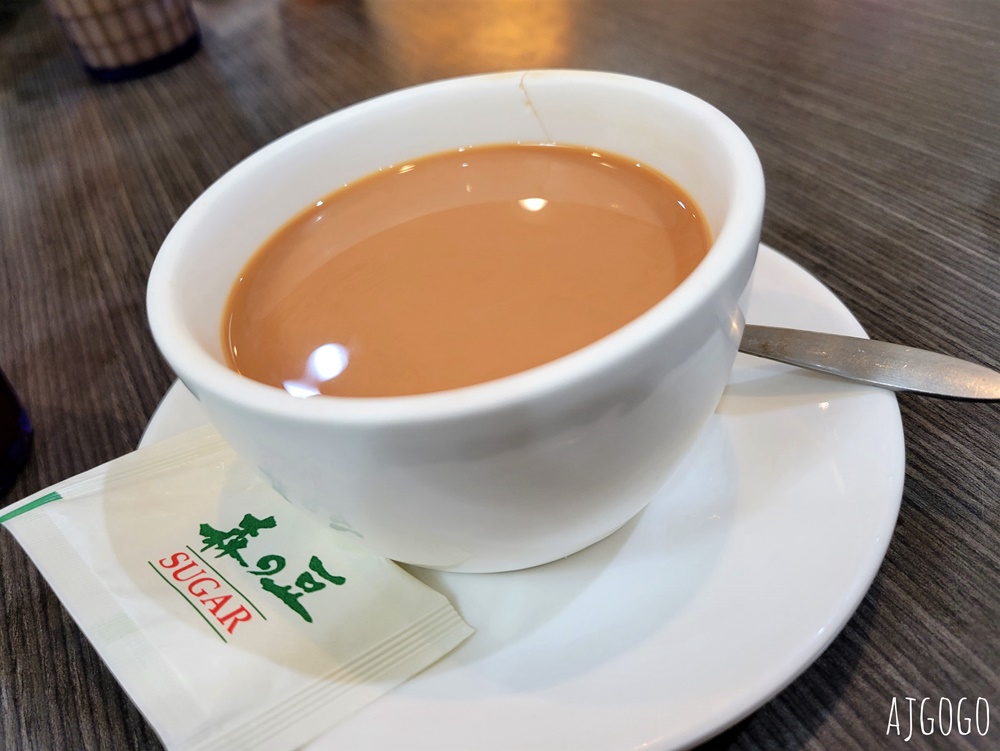 香港金寶茶餐廳 館前店 台中老牌港式茶餐廳 煲仔飯、鮮蝦腐皮捲好吃