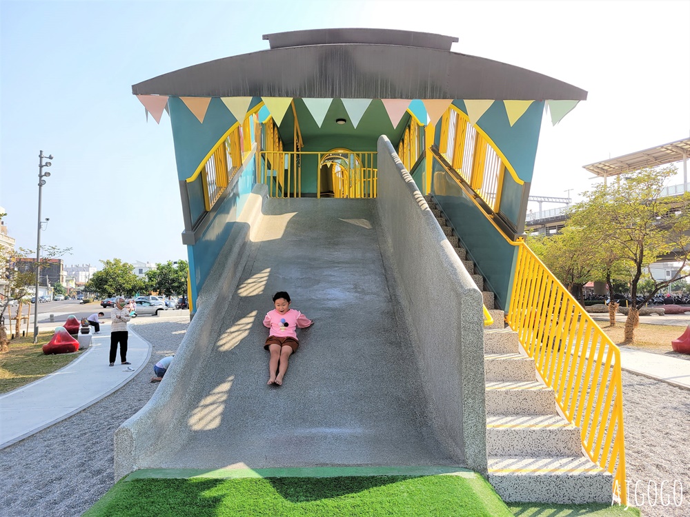 林邊親子公園 飛天火車、蓮霧冒險森林 好玩的共融公園