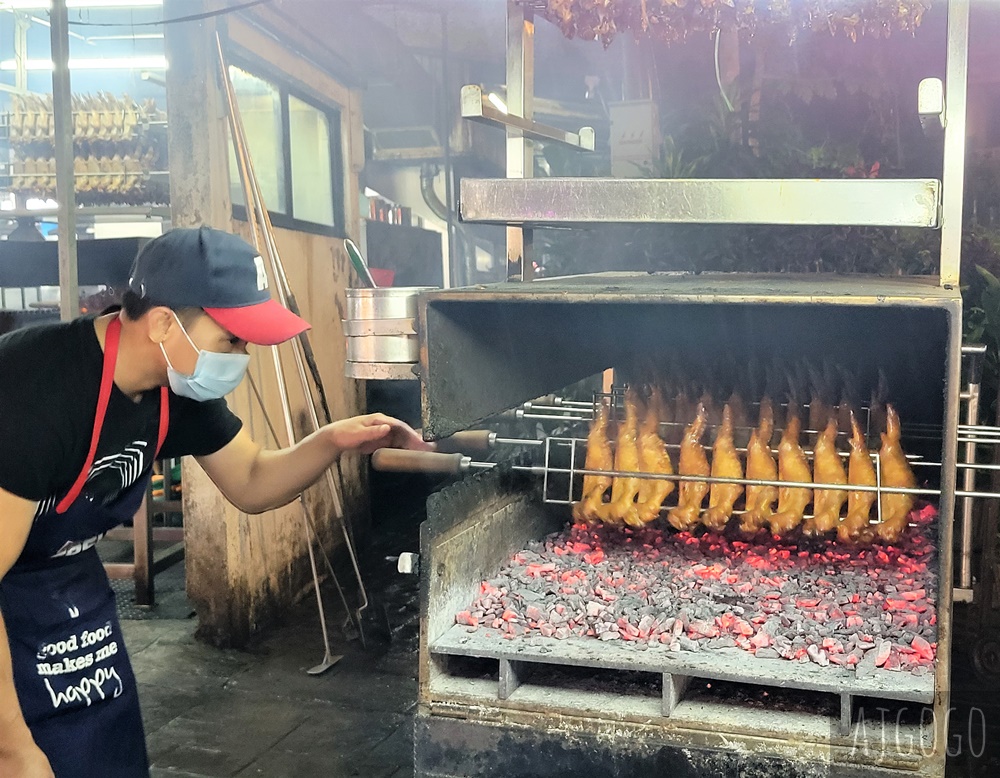 吉隆坡美食 黃亞華小食店 吉隆坡亞羅街夜市人氣餐廳 燒雞翅、沙爹好吃