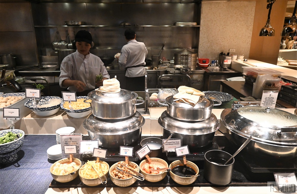 曼谷素坤逸萬豪酒店 早餐、晚餐吃到飽 57th Street餐廳