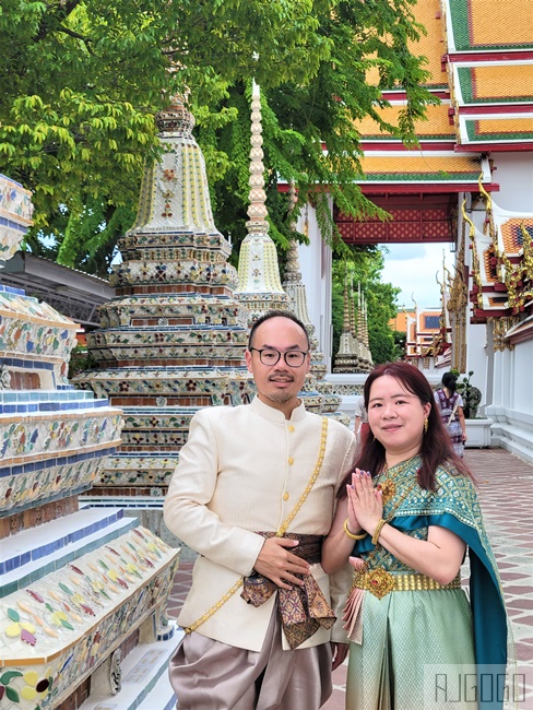 曼谷哪裡租泰服？ Sense of Thai 泰服款式多、可加購妝髮服務 去臥佛寺、鄭王廟拍照方便