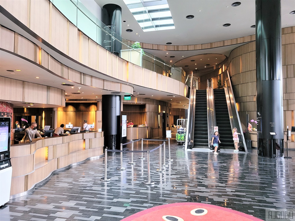 樟宜機場皇冠假日酒店 星耀樟宜標準房、早餐 Crowne Plaza Changi Airport