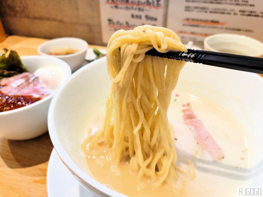 名古屋美食 麵家獅子丸 日本拉麵百選 西式料理手法融合日本拉麵精隨