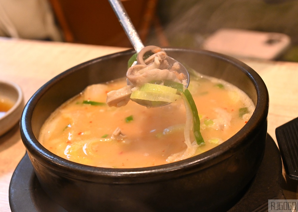 釜山 密陽血腸豬肉湯飯 海雲台店 老店好味道 沒有豬臭味 醃漬蘿蔔好吃