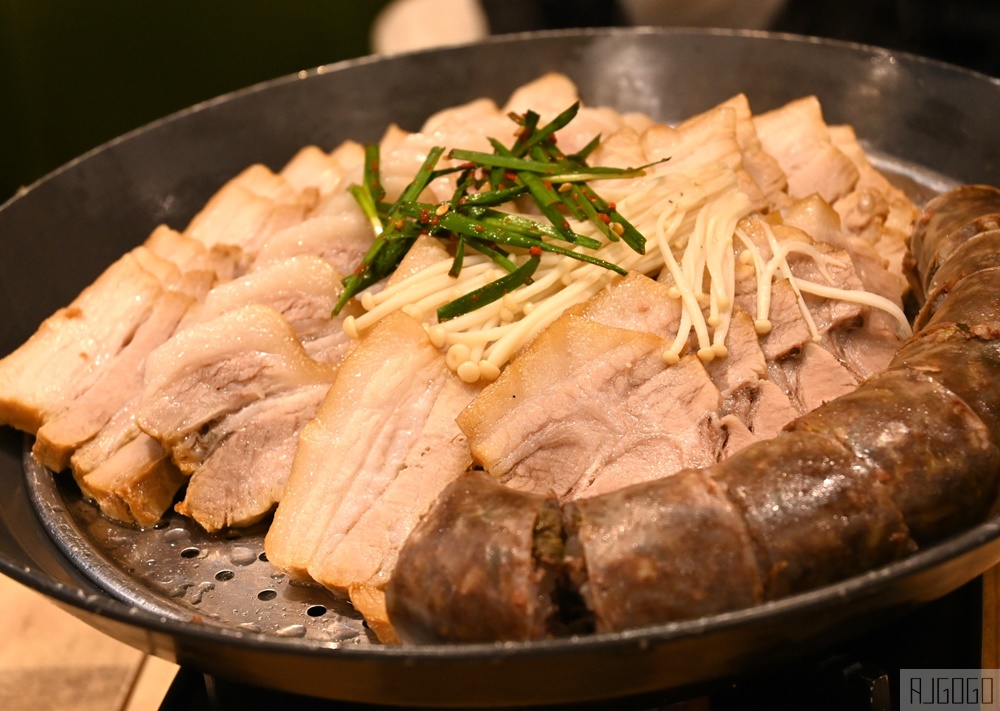 釜山 密陽血腸豬肉湯飯 海雲台店 老店好味道 沒有豬臭味 醃漬蘿蔔好吃