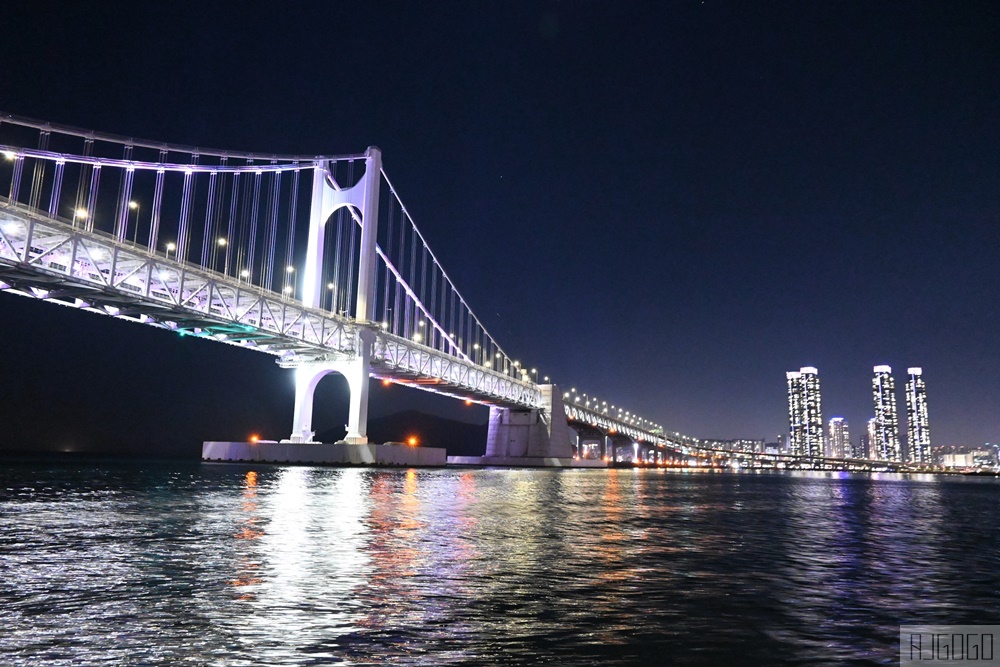 釜山 The Bay 101 搭遊艇 夜遊廣安大橋與浪漫煙火