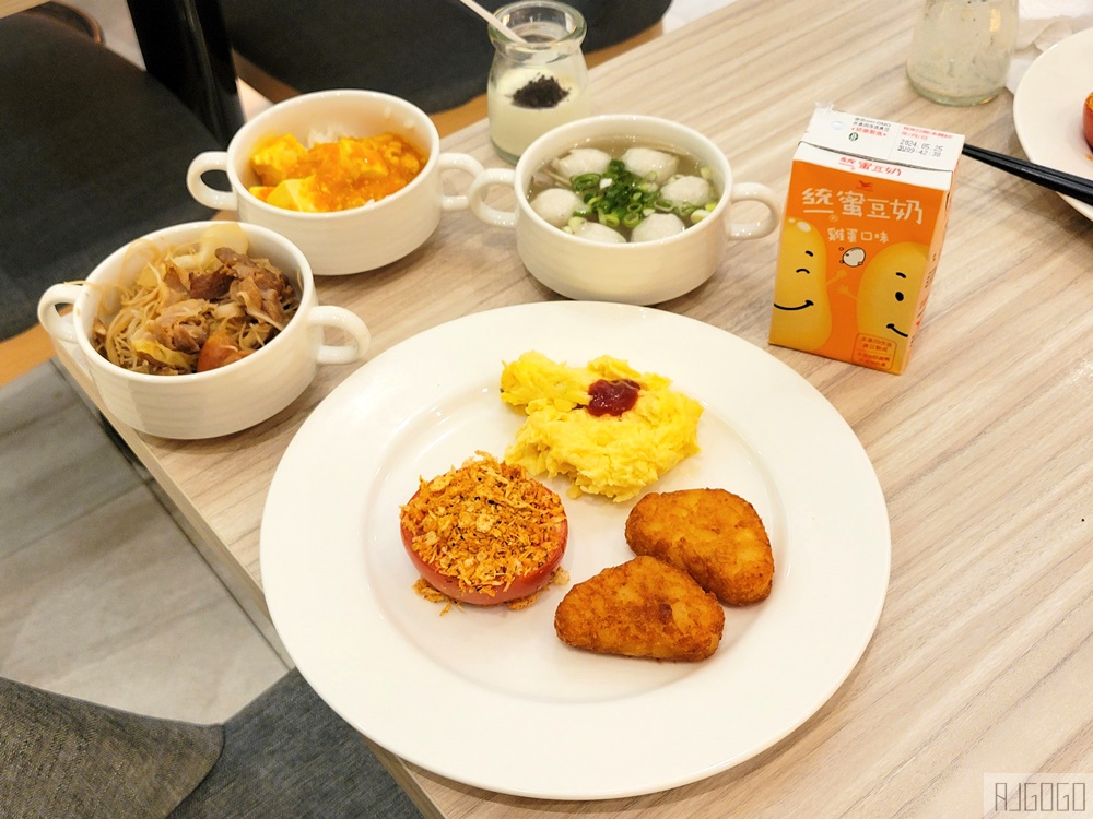 台南 Hotel A 聖禾大飯店 早餐、標準雙人房 與美食零距離的新飯店 近國華街、友愛街