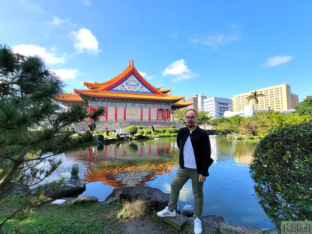 中正紀念堂櫻花 緋寒櫻、八重櫻、大漁櫻、吉野櫻、宮粉梅 台北看櫻花最方便的地方