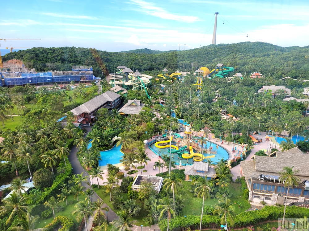 富國島太陽世界自然公園 搭上世界最長跨海纜車 前進Aquatopia水樂園