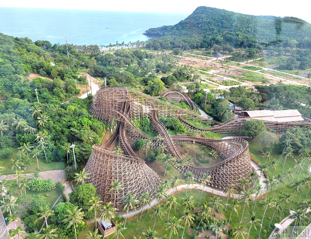 富國島太陽世界自然公園 搭上世界最長跨海纜車 前進Aquatopia水樂園