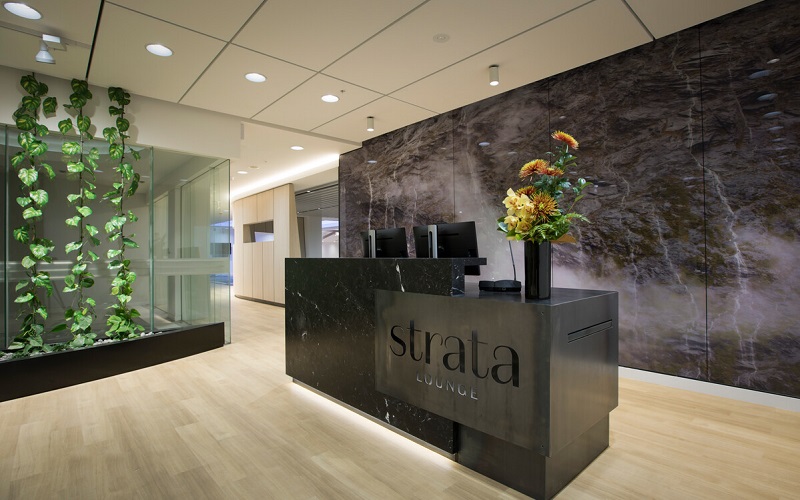 STRATA LOUNGE 奧克蘭國際機場貴賓室 餐廳、淋浴間