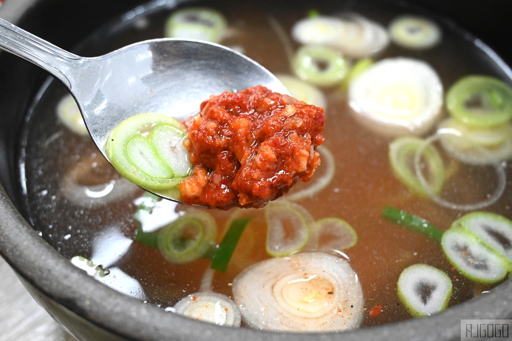 釜山 陝川湯飯家 米其林指南必比登推薦豬肉湯飯 血腸好好吃