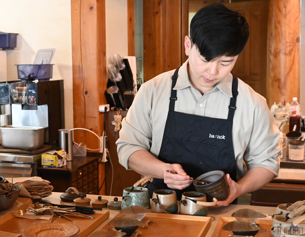 釜山韓屋咖啡廳 Ha:nok 甜點花俏好吃、特色咖啡茶飲讚讚的