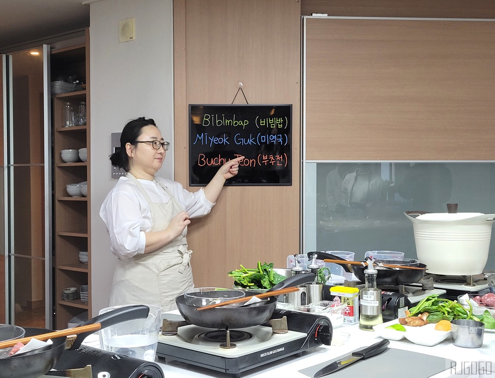 釜山 韓國料理廚藝教室 韓式拌飯、海鮮煎餅這樣做