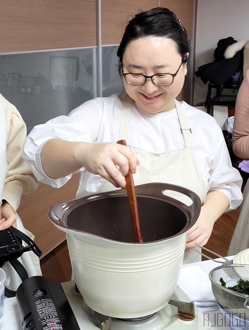 釜山 韓國料理廚藝教室 韓式拌飯、海鮮煎餅這樣做