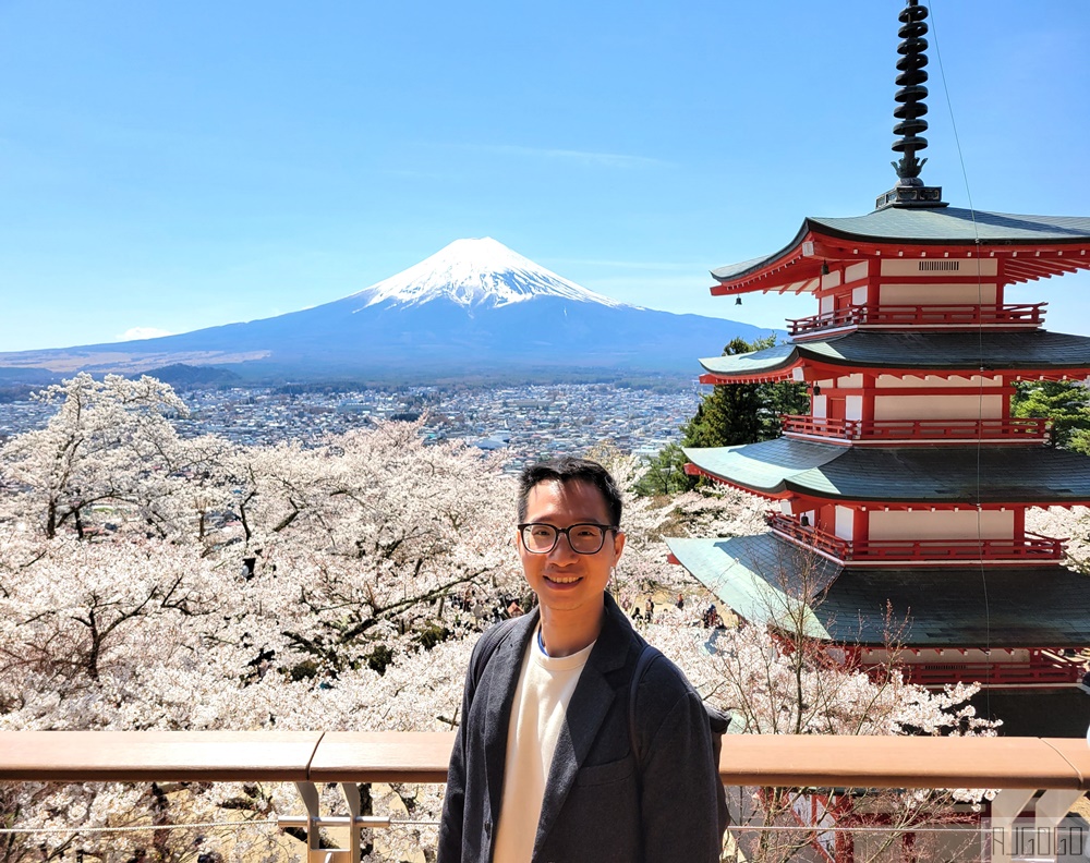 新倉山淺間公園展望台 忠靈塔、富士山、滿山櫻花