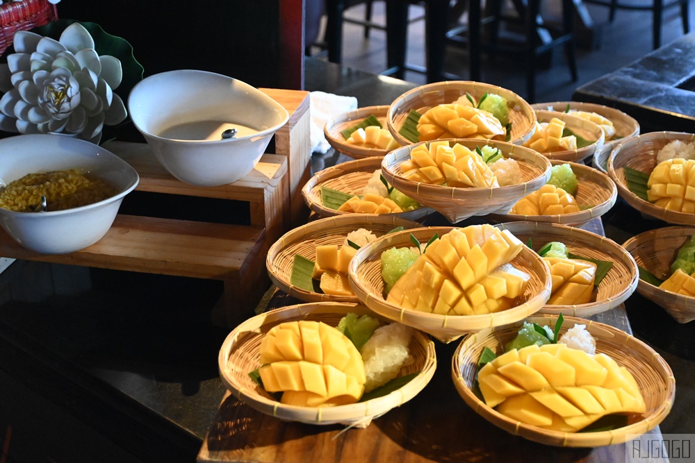 曼谷SO/酒店 週日早午餐 帝王蟹腳、鵝肝吃到飽 RED OVEN 升級版自助餐饗宴