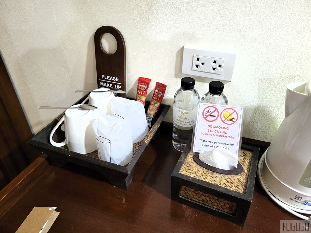 清邁白色精品酒店及水療飯店 古城外的便宜飯店 雙人房、早餐