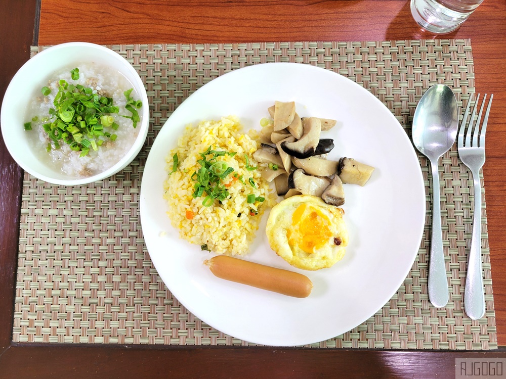 清邁白色精品酒店及水療飯店 古城外的便宜飯店 雙人房、早餐