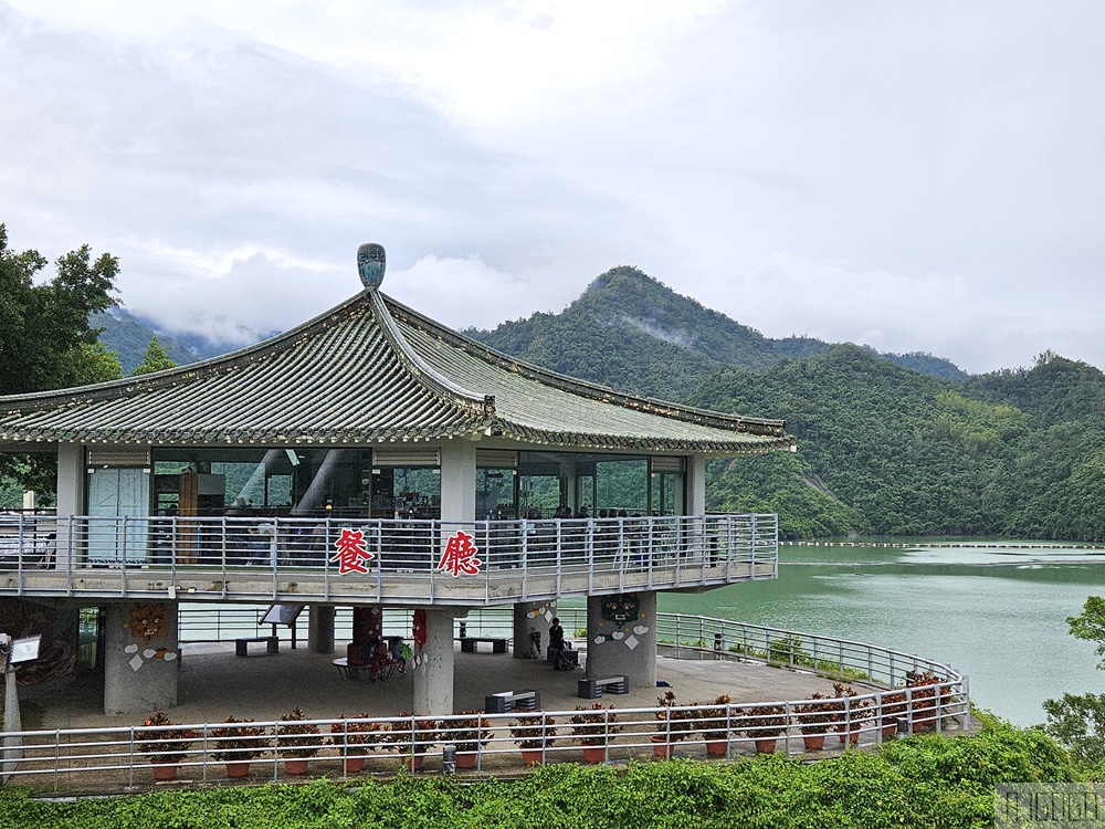 曾文水庫觀景樓餐廳 台灣最大水庫景觀咖啡廳