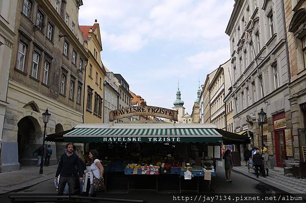 布拉格三大市集之一：Havel’s market 哈維爾市集