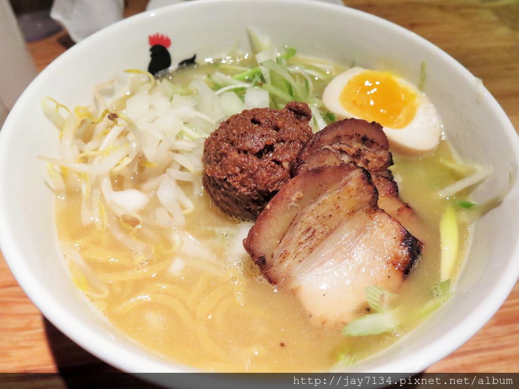 （紐約美食）鳥人拉麵 Totto Ramen 看完百老匯音樂劇吃宵夜的好地方 近地鐵50St站 含鳥人拉麵完整菜單與價格